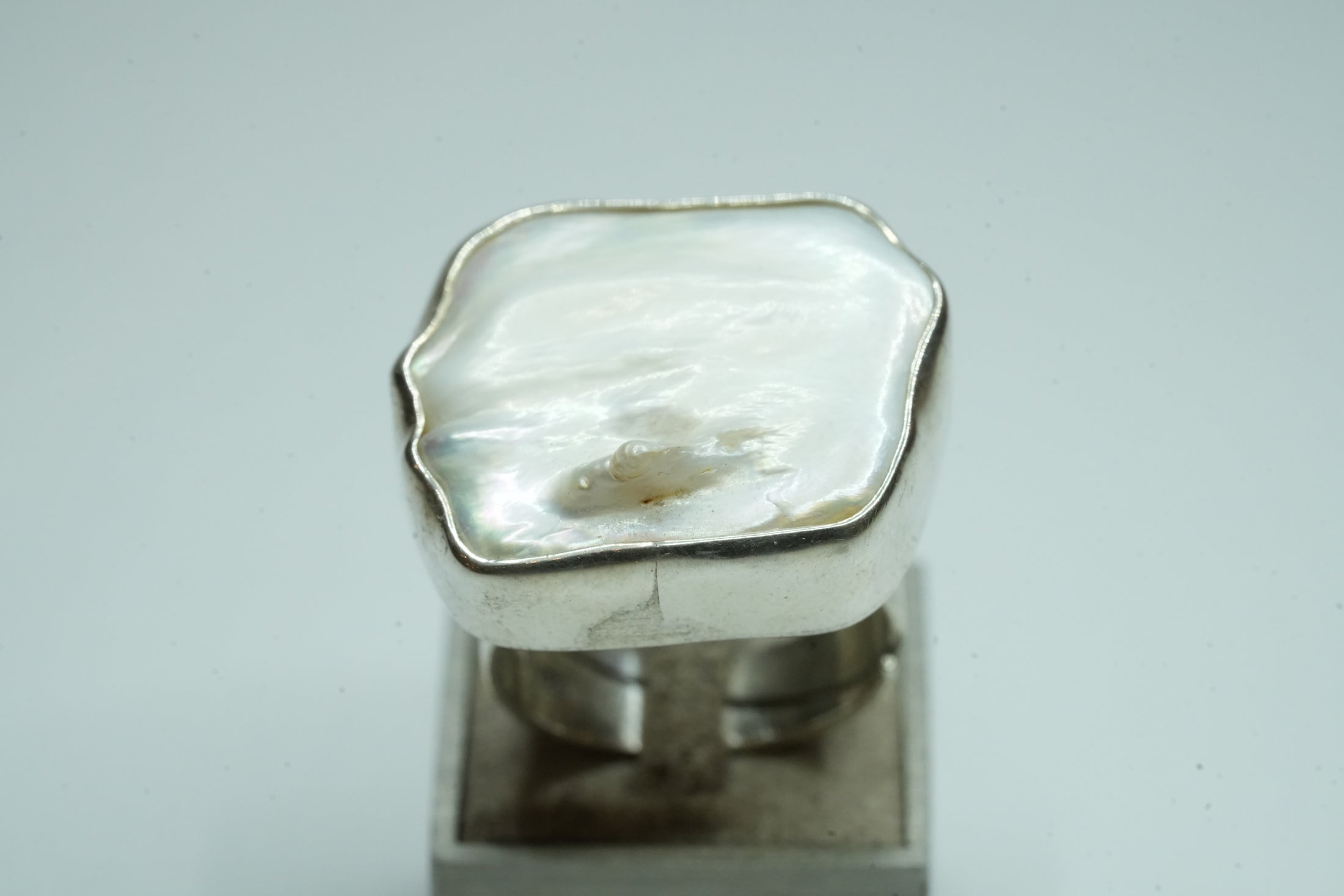 Baroque pearl silver ring