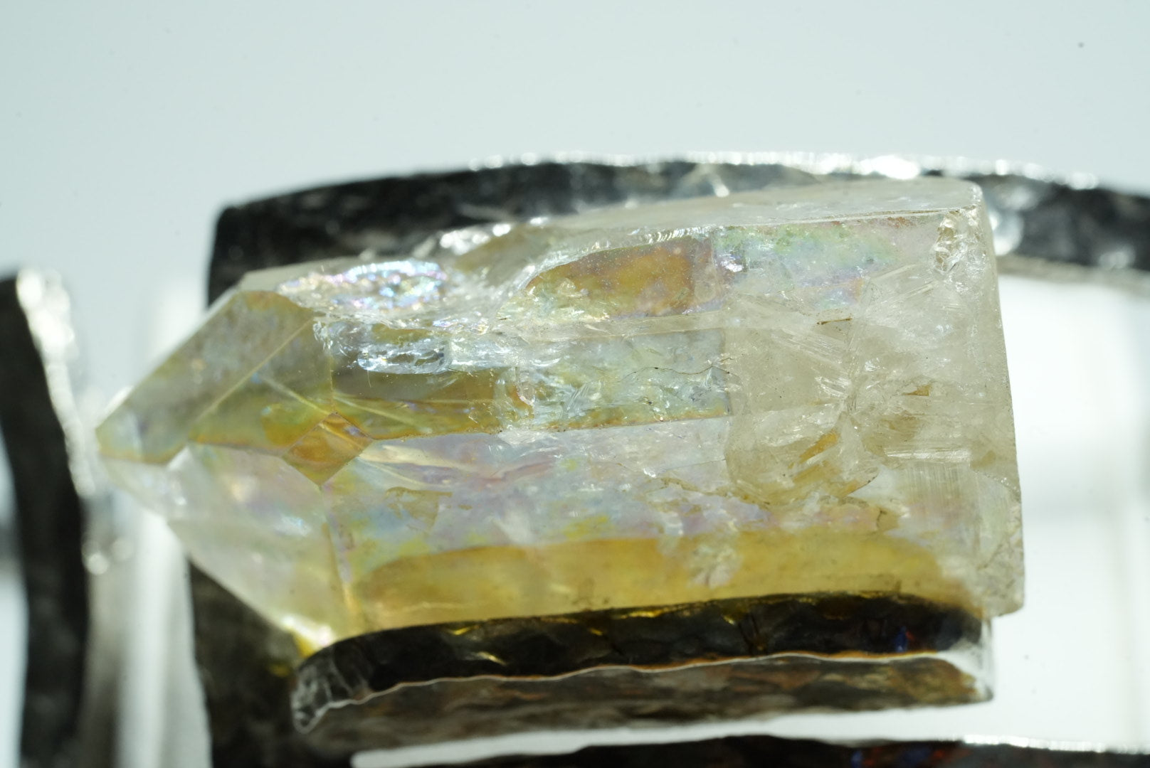 Quartz bangle 