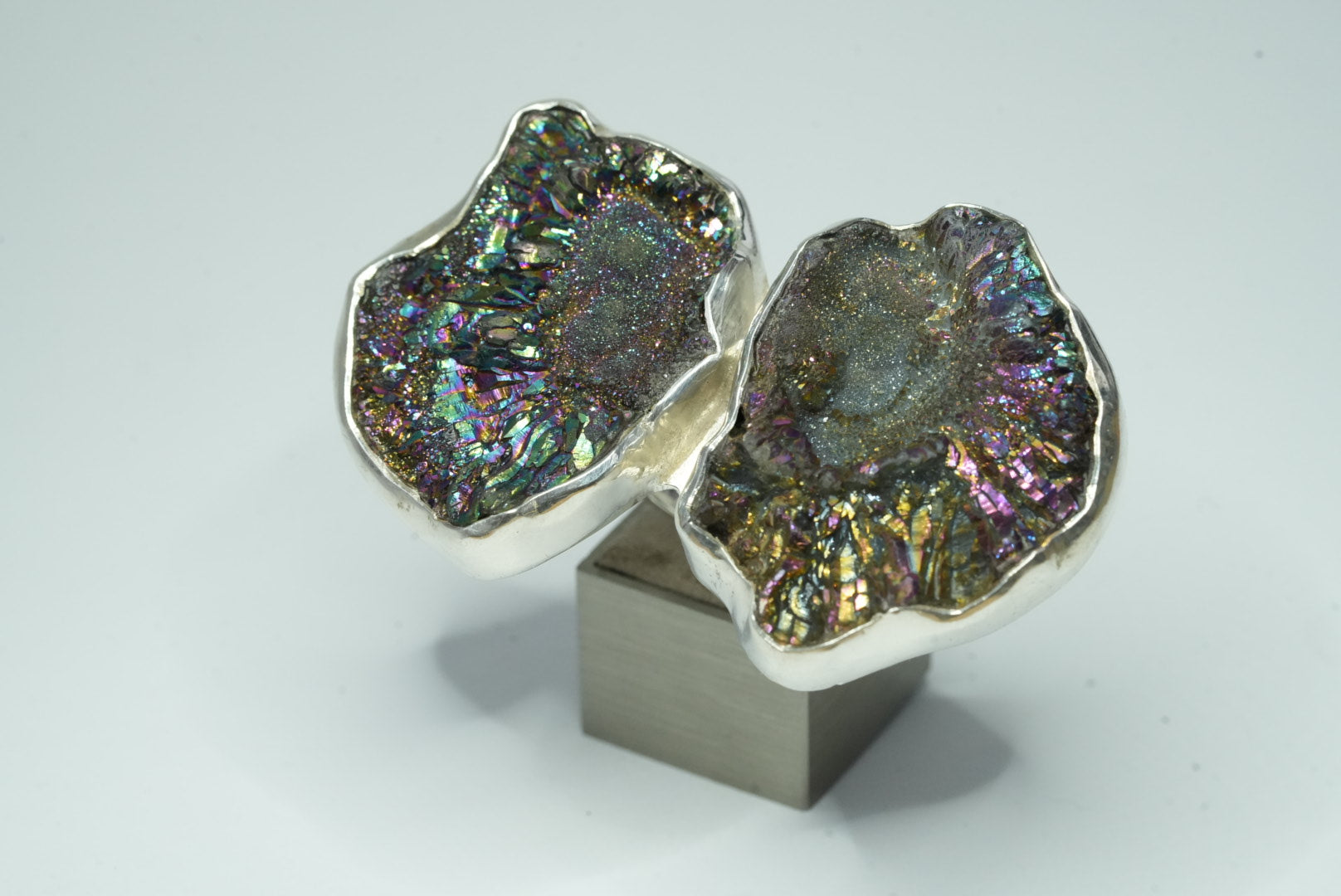 Chalcedony ring 